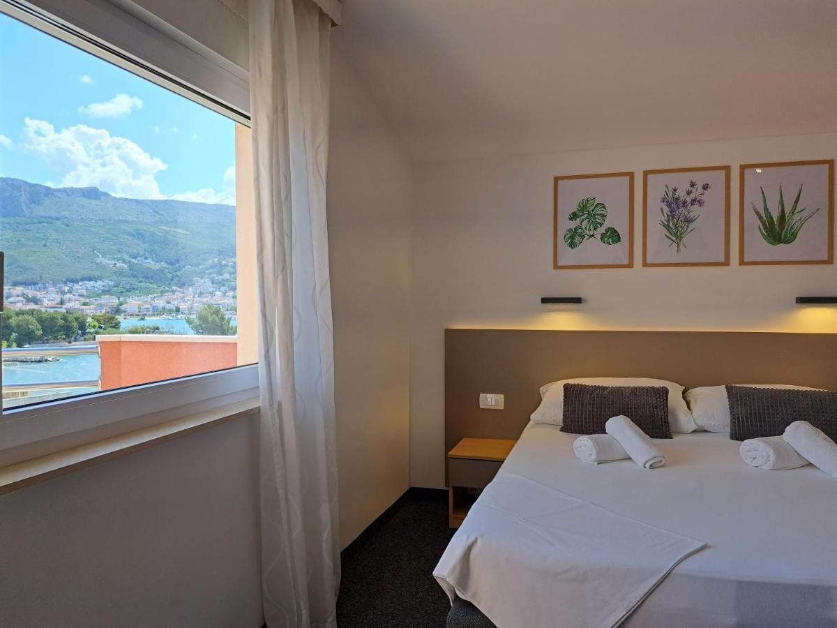 Rooms Zvonimir Стобрек Экстерьер фото